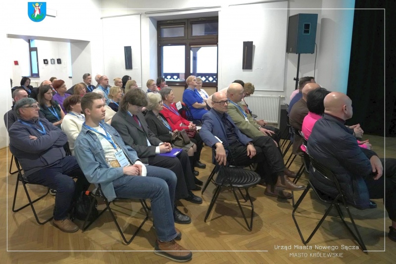 Uczestnicy obchodów Światowego Dnia Organizacji Pozarządowych