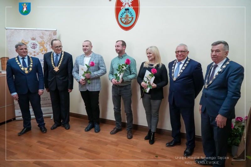 Uczestnicy uroczystych obchodów święta patrona rzemieślników