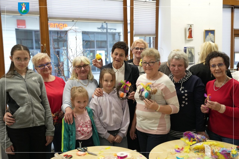 Bożena Borkowska, zastępca prezydenta miasta z uczestnikami warsztatów