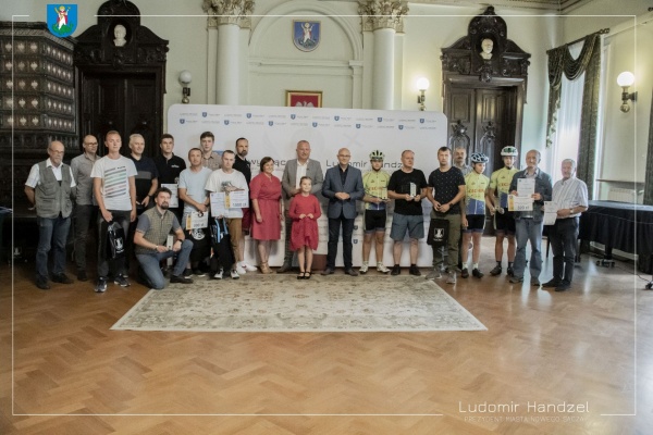 Najlepsi zawodnicy rywalizacji o Puchar Rowerowej Stolicy Polski 