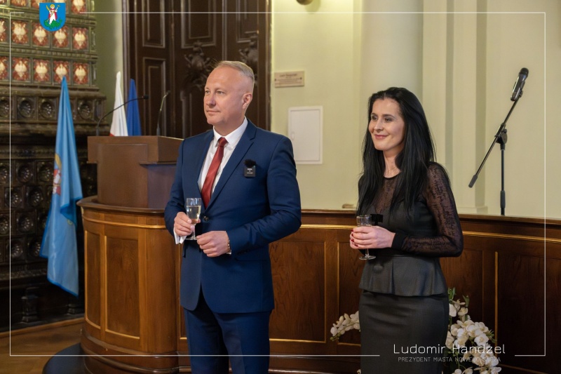 Prezydent Ludomir Handzel podczas uroczystości złotych godów w nowosądeckim ratuszu