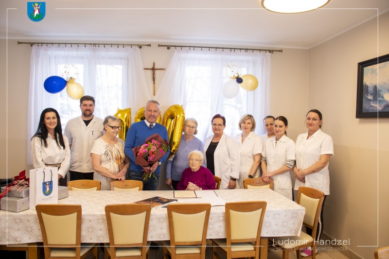 Uczestnicy uroczystego jubileuszu Marii Kołacz
