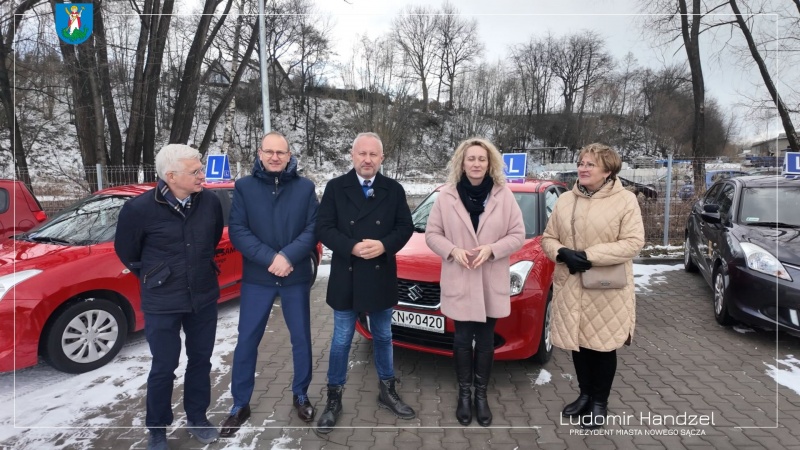 Prezydent Ludomir Handzel na nowym placu manewrowym