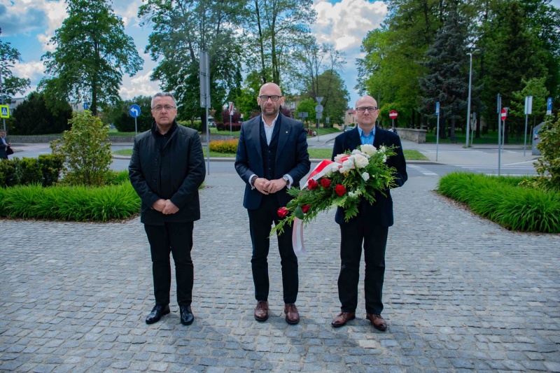Od lewej: Mariusz Smoleń, kierownik Biura Prezydenta, Artur Bochenek, zastępca prezydenta miasta i Tomasz Baliczek, zastępca dyrektora Wydziału Kultury i Sportu UM 
