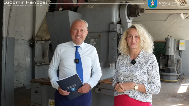 Prezydent Ludomir Handzel i Ewa Zielińska, dyrektor Zespołu Szkłół Samochodowych w Nowym Sączu