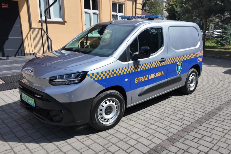 Samochód marki toyota pro ace