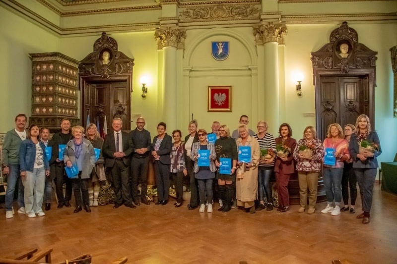 Uczestnicy konkursu "Nowy Sącz - Miasto Kwiatów i Zieleni"
