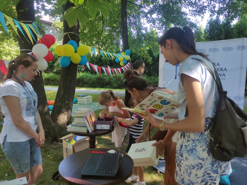 Uczestnicy pikniku.
